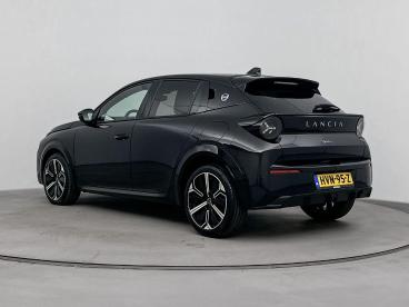 SPOTICAR Lancia Ypsilon 1.2 110pk Hybrid Lx | Navigatie | Adaptive Cruise Tweedehands -  Hybride Zwart - De Meern - 1200286677_5