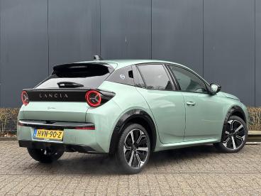 SPOTICAR Lancia Ypsilon 1.2 110pk Hybrid Lx | Navigatie | Adaptive Cruise Tweedehands -  Hybride Groen - Baarn - 1200288127_3