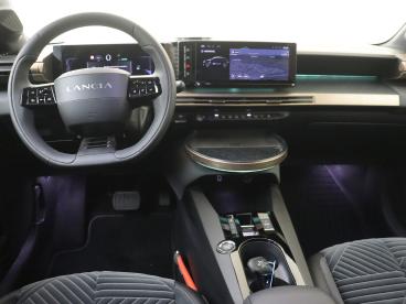 SPOTICAR Lancia Ypsilon Lx 51 Kwh 156pk Keyless | Parkeerhulp V&a | Camera Tweedehands -  Elektrisch Groen - Naaldwijk - 1200301182_5