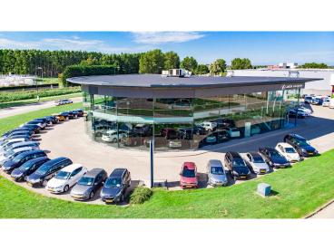 SPOTICAR Land Rover Range Rover Evoque 1.5 P300e Awd Autobiography Pano Stoelverwarming S Tweedehands - Suv Plugin Hybrid Wit - Mijdrecht - 1200288177_4