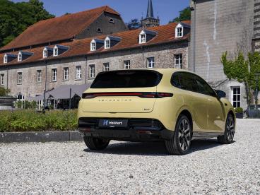 SPOTICAR Leapmotor B05 Promax Design 67.1kwh 218pk Automaat Pano-dak | Ca Tweedehands - Hatchback Elektrisch Geel - Heerlen - 1200298843_3