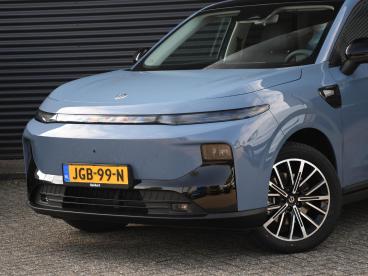 SPOTICAR Leapmotor B10 Design Promax 67kwh 218pk Automaat Pano-dak | Crui Tweedehands - Suv Elektrisch Blauw - Heerlen - 1200279198_2