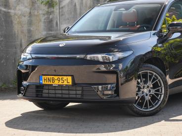 SPOTICAR Leapmotor C10 Reev Design 28.4 Kwh 215pk Automaat Dode Hoek | 20 Tweedehands - Suv Plugin Hybrid Zwart - Heerlen - 1200271654_2