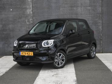 SPOTICAR Leapmotor T03 Design 37.3kwh 95pk Automaat Navi | Camera | Dab | Tweedehands - Hatchback Elektrisch Zwart - Sittard - 1200301785_1