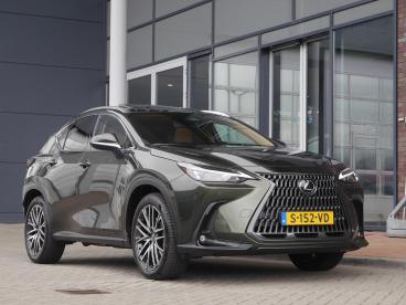 SPOTICAR Lexus Nx 450h+ Awd Launch Edition | Schuif/kanteldak | Elek Tweedehands - Suv Plugin Hybrid Groen - Sneek - 1200293242_1