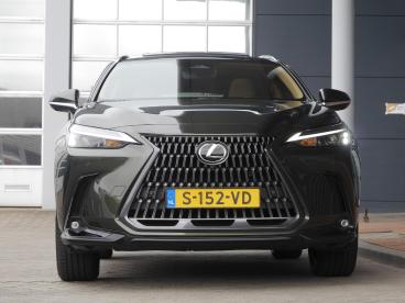 SPOTICAR Lexus Nx 450h+ Awd Launch Edition | Schuif/kanteldak | Elek Tweedehands - Suv Plugin Hybrid Groen - Sneek - 1200293242_3