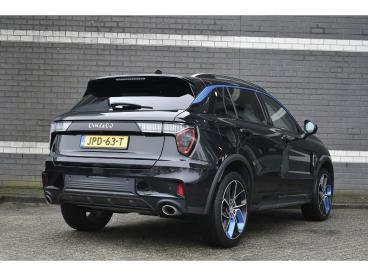 SPOTICAR Lynk & Co Lynk Co 01 01 1.5 / Panoramadak / 360 Camera / Stoelverwarming / Tweedehands - Suv Plugin Hybrid Zwart - Mijdrecht - 1200283626_2