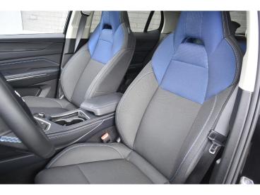 SPOTICAR Lynk & Co Lynk Co 01 01 1.5 / Panoramadak / 360 Camera / Stoelverwarming / Tweedehands - Suv Plugin Hybrid Zwart - Mijdrecht - 1200283626_5