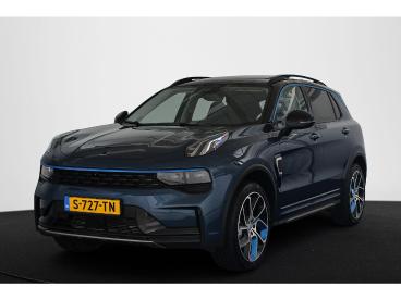 SPOTICAR Lynk & Co Lynk Co 01 01 1.5 Phev Panoramadak Stoelverwarming 360-camera Tweedehands - Suv Plugin Hybrid Blauw - Almere - 1200295695_1