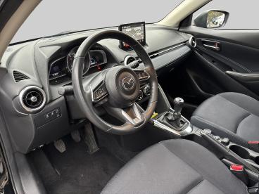 SPOTICAR Mazda 2 | Luxury | 1.5 Skyactive-g | Navigatie | Camera | Tweedehands -  Benzine Zwart - Hoofddorp - 1200293994_4