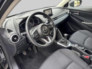 SPOTICAR Mazda 2 | Luxury | 1.5 Skyactive-g | Navigatie | Camera | Tweedehands -  Hybride Zwart - Hoofddorp - 1200294097_4