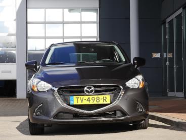 SPOTICAR Mazda 2 1.5 Skyactiv-g Dynamic+ | Cruise Control | Trekhaa Tweedehands -  Benzine Grijs - Sneek - 1200303272_3