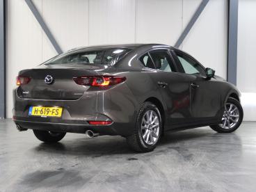 SPOTICAR Mazda 3 180pk M Hybrid Comfort | 1ste Eigenaar | Applecarp Tweedehands - Sedan Hybride Bruin - Amersfoort - 1200286857_3