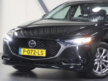 SPOTICAR Mazda 3 186pk M Hybrid Comfort | 1ste Eigenaar | Camera | Tweedehands - Sedan Hybride Zwart - Amersfoort - 1200295776_5