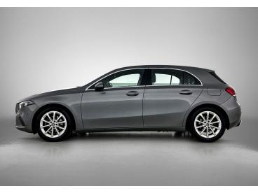 SPOTICAR Mercedes Classe A 180 1.3 Premium Plus 136pk | Navigatie | Climate C Tweedehands - Hatchback Benzine Grijs - Oirschot - 1200291229_5