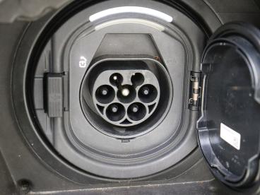 SPOTICAR Mercedes Classe B 250 E Star Edition Amg Line Plus | Panoramadak | L Tweedehands - Mpv Plugin Hybrid Zwart - Bergschenhoek - 1200271770_4