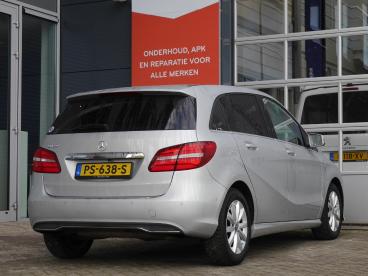 SPOTICAR Mercedes Classe B 180 Prestige | Automaat | Navigatie | Extra Getint Tweedehands - Mpv Benzine Grijs - Sneek - 1200279503_5