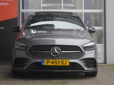 SPOTICAR Mercedes Classe B 200 Business Solution Amg | Automaat | Panorama Da Tweedehands - Mpv Benzine Grijs - Sneek - 1200284173_3
