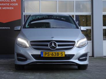 SPOTICAR Mercedes Classe B 180 Prestige | Automaat | Navigatie | Extra Getint Tweedehands - Mpv Benzine Grijs - Sneek - 1200293401_3