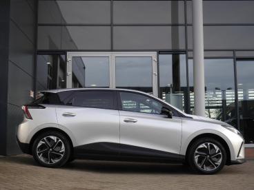 SPOTICAR Mg 4 Mg4 Electric Luxury 64 Kwh | Camera Rondom |  Half Led Tweedehands - Hatchback Elektrisch Grijs - Sneek - 1200285732_2