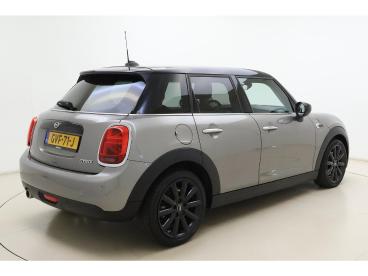 SPOTICAR Mini Mini 5 Deurs 1.5 Cooper 60 Years Edition Automaat | Navigatie | Tweedehands - Hatchback Benzine Grijs - Leeuwarden - 1200302327_2