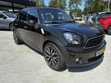 SPOTICAR Mini Countryman 1.6 Cooper Chili | Climate Control | Navigatie | L Tweedehands - Suv Benzine Zwart - Emmeloord - 1200298122_3