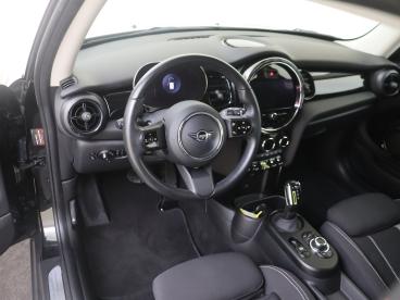SPOTICAR Mini Mini Electric Yours 33 Kwh | Stoelverwarming | Parkeerhulp Voor Tweedehands - Hatchback Elektrisch Zwart - Bergschenhoek - 1200303598_5