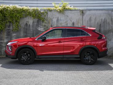 SPOTICAR Mitsubishi Eclipse Cross Black Edition 2.4 Phev 188pk Automaat Navi | Camer Tweedehands - Suv Plugin Hybrid Rood - Heerlen - 1200300735_3