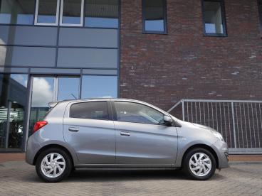 SPOTICAR Mitsubishi Space Star Spacestar 1.0 Bright | Automaat | Airco | Extra Getint Glas Tweedehands - Hatchback Benzine Grijs - Sneek - 1200299717_2