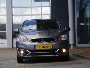 SPOTICAR Mitsubishi Space Star Spacestar 1.0 Bright | Automaat | Airco | Extra Getint Glas Tweedehands - Hatchback Benzine Grijs - Sneek - 1200299717_3