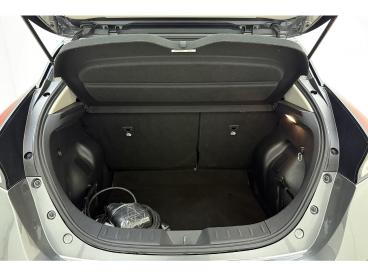 SPOTICAR Nissan Leaf E+ N-connecta 62 Kwh | Camera | Navigatie | Stuur- Tweedehands - Hatchback Elektrisch Grijs - Leeuwarden - 1200289010_3