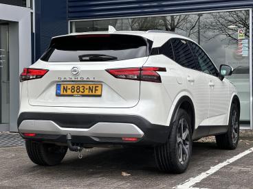 SPOTICAR Nissan Qashqai 1.3 Mhev 140pk Premiere Edition | Panoramadak | Tr Tweedehands - Suv Benzine Wit - Emmeloord - 1200288088_2