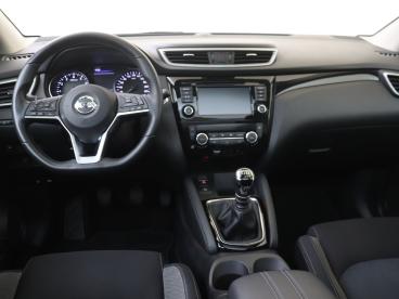 SPOTICAR Nissan Qashqai 1.3 Dig-t Design Edition Lage Km Stand ! Tweedehands - Suv Benzine Grijs - Bergschenhoek - 1200303218_5