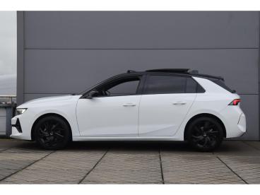 SPOTICAR Opel Astra 1.2t 130pk Gs Line Aut. / Schuifdak / Navi Pro / H Tweedehands - Hatchback Benzine Wit - Amsterdam - 1200258919_2