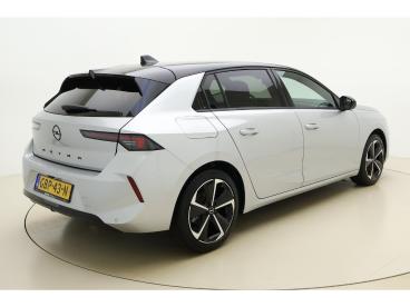 SPOTICAR Opel Astra 1.2 Turbo Gs 130 Pk | Navigatie | Camera | Keyless Tweedehands - Hatchback Benzine Grijs - Leeuwarden - 1200264096_2