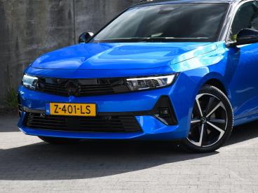 SPOTICAR Opel Astra Sports Tourer Gs 1.6 Turbo Phev 180pk Automaat 360 Tweedehands - Stationwagen Plugin Hybrid Blauw - Heerlen - 1200269235_2