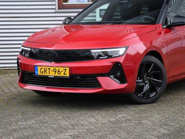 SPOTICAR Opel Astra Sports Tourer Gs 1.2 Turbo 130pk Camera Voor + Ach Tweedehands - Stationwagen Benzine Rood - Sittard - 1200271338_2