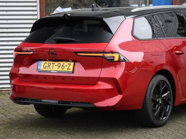 SPOTICAR Opel Astra Sports Tourer Gs 1.2 Turbo 130pk Camera Voor + Ach Tweedehands - Stationwagen Benzine Rood - Sittard - 1200271338_5