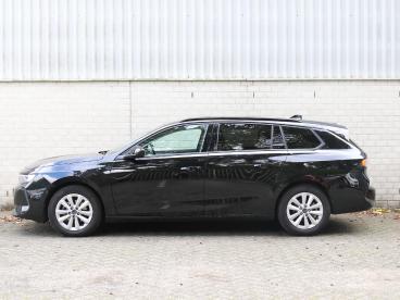 SPOTICAR Opel Astra Sports Tourer 110pk Turbo Business Edition | Navig Tweedehands - Stationwagen Benzine Zwart - Zeist - 1200280494_5
