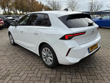 SPOTICAR Opel Astra 1.2 Turbo Hybrid Business Edition 5-deurs | Ecc | Tweedehands - Hatchback Hybride Wit - Emmeloord - 1200280953_4