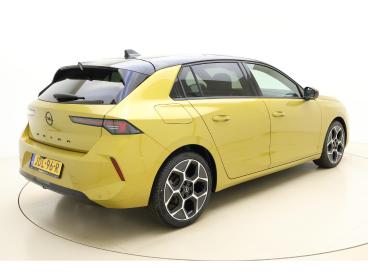 SPOTICAR Opel Astra 1.2 Turbo Gs 130pk Automaat | Adaptive Cruise Cont Tweedehands - Hatchback Benzine Geel - Drachten - 1200282183_2