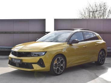 SPOTICAR Opel Astra 1.2 Turbo Ultimate Schuif- Kanteldak | Camera Met Tweedehands - Hatchback Benzine Geel - Alphen Aan Den Rijn - 1200289001_2