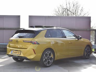 SPOTICAR Opel Astra 1.2 Turbo Ultimate Schuif- Kanteldak | Camera Met Tweedehands - Hatchback Benzine Geel - Alphen Aan Den Rijn - 1200289001_4