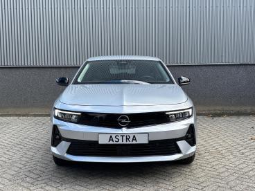 SPOTICAR Opel Astra Sports Tourer 54kwh 156pk Aut Edition Tweedehands - Stationwagen Elektrisch Grijs - Venlo - 1200292279_2