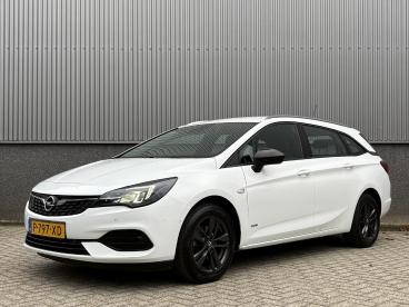 SPOTICAR Opel Astra Sports Tourer 1.2t 110pk Design&tech | Summer Deal Tweedehands - Stationwagen Benzine Wit - Elst - 1200292578_1