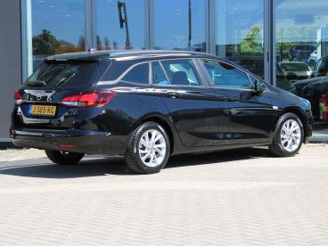 SPOTICAR Opel Astra Sports Tourer 1.4 Edition | Automaat / Cruise / Pa Tweedehands - Stationwagen Benzine Zwart - Nijmegen - 1200293292_2
