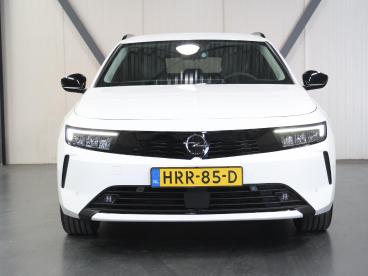 SPOTICAR Opel Astra Sports Tourer 1.2 110pk Business Edition | 1ste Ei Tweedehands - Stationwagen Benzine Wit - Amersfoort - 1200293681_5