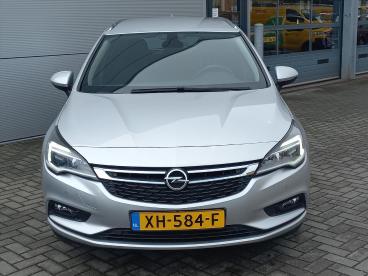 SPOTICAR Opel Astra Sports Tourer 1.4t 150pk Business+ | Climate Contr Tweedehands - Stationwagen Benzine Grijs - Elst - 1200293876_2