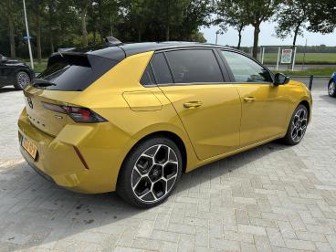 SPOTICAR Opel Astra 1.6 Turbo Automaat Plug In Hybrid Ultimate | Demo Tweedehands - Hatchback Hybride Geel - Emmeloord - 1200295723_4