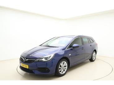 SPOTICAR Opel Astra Sports Tourer 1.2 Elegance | Navigatie | Parkeerca Tweedehands - Stationwagen Benzine Blauw - Dokkum - 1200296186_1
